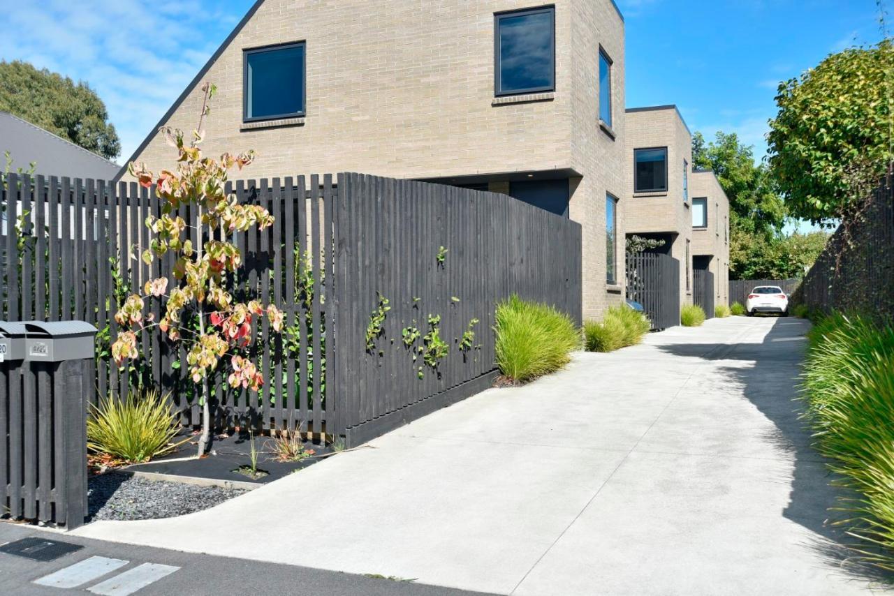 Urban Escape Addington Townhouse Walk To Stadium & Cafes 크라이스트처치 외부 사진