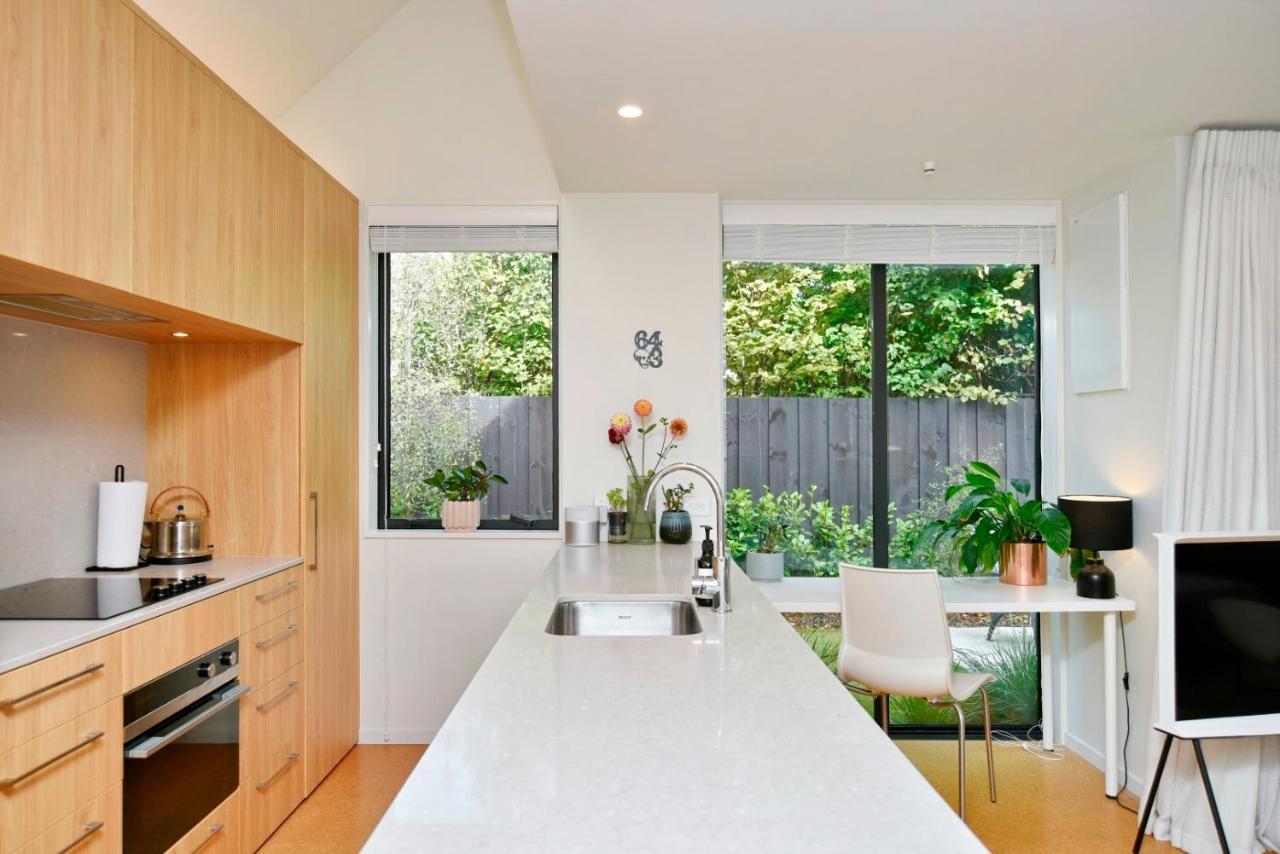 Urban Escape Addington Townhouse Walk To Stadium & Cafes 크라이스트처치 외부 사진