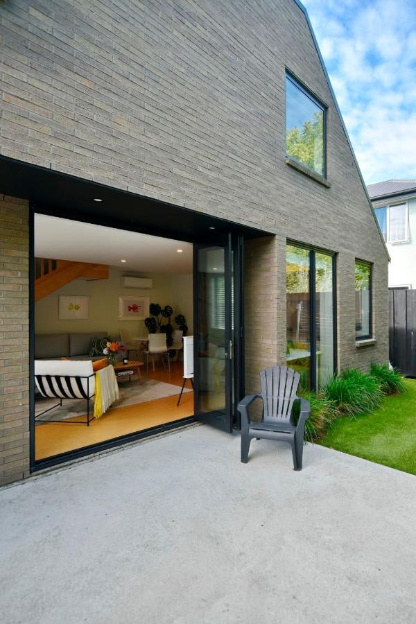 Urban Escape Addington Townhouse Walk To Stadium & Cafes 크라이스트처치 외부 사진